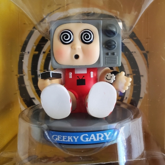 NIB Garbage Pail Kids Geeky Gary Figure Classic Vinyl Collect And Display Topps - Picture 4 of 10